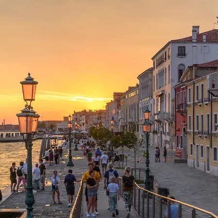 Squero Zattere Apartment Venedig